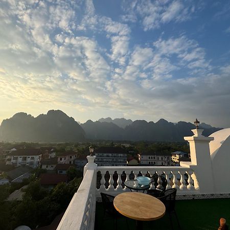 Sky Hotel Vang Vieng Exteriér fotografie