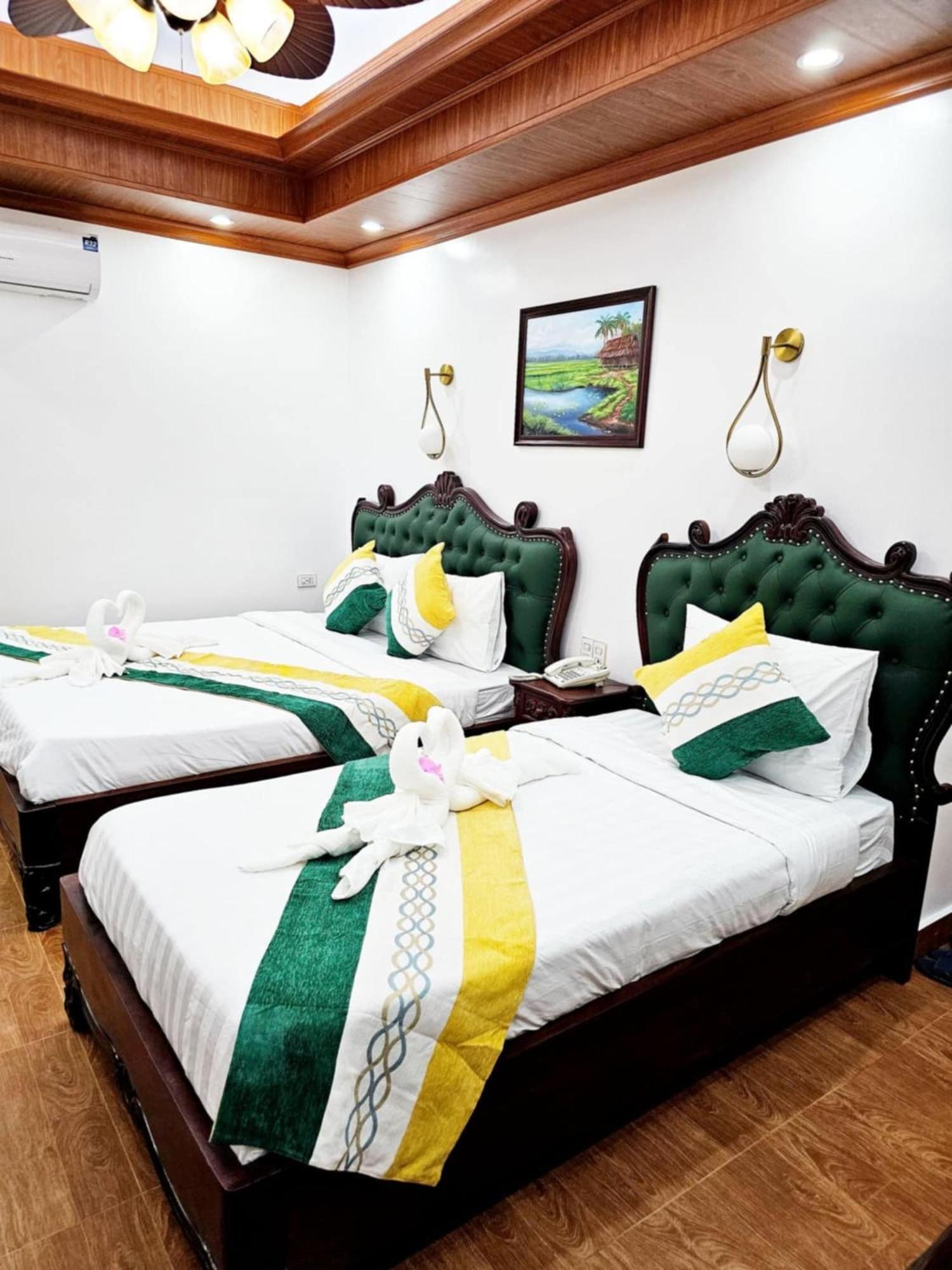 Sky Hotel Vang Vieng Exteriér fotografie